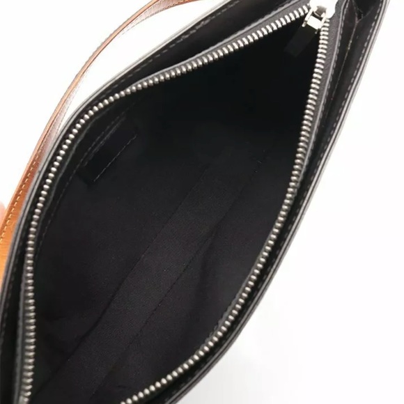 LOUIS VUITTON Fowler Monogram mat handbag - Picture 4 of 8